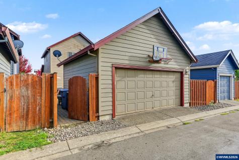 315 Flame Tree Lane NW Albany OR 97321