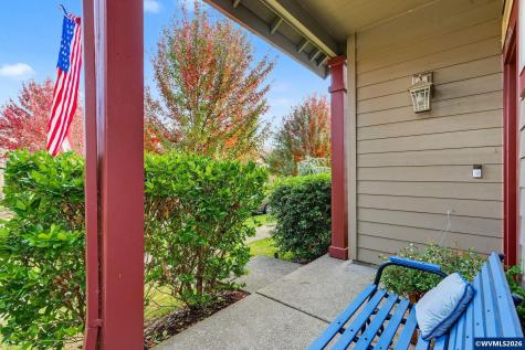 315 Flame Tree Lane NW Albany OR 97321