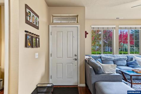 315 Flame Tree Lane NW Albany OR 97321