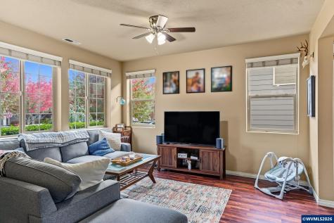 315 Flame Tree Lane NW Albany OR 97321