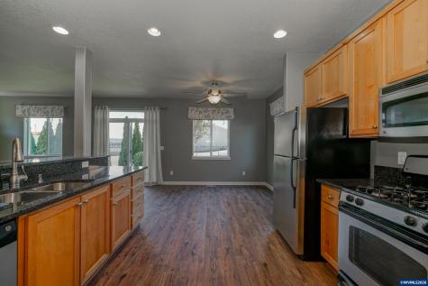 4337 Wildcherry Court SE Salem OR 97317