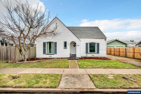 648 Juniper Street Junction City OR 97448