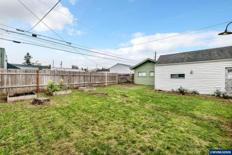 648 Juniper Street Junction City OR 97448