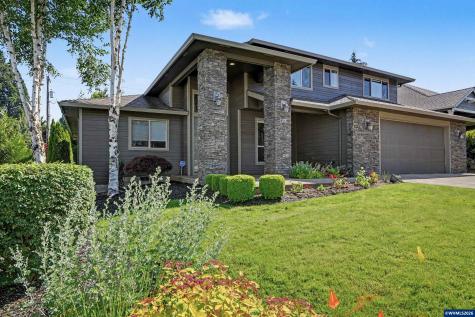 822 Majestic View Avenue SE Salem OR 97306