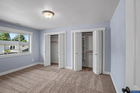 822 Majestic View Avenue SE Salem OR 97306