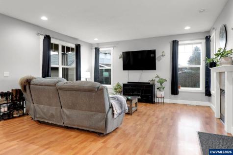 3730 Hemlock Place SE Albany OR 97322