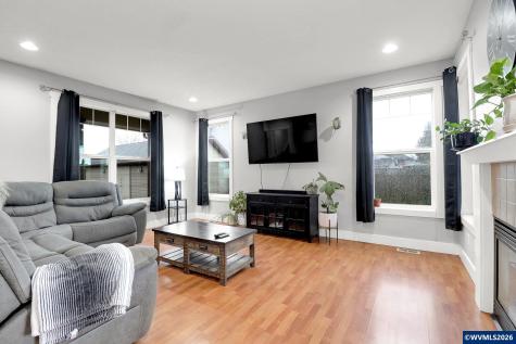 3730 Hemlock Place SE Albany OR 97322