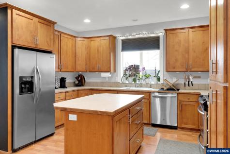3730 Hemlock Place SE Albany OR 97322