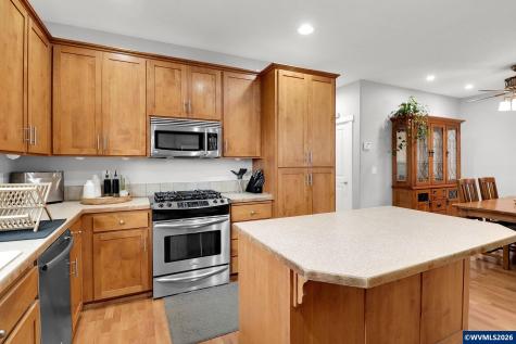 3730 Hemlock Place SE Albany OR 97322