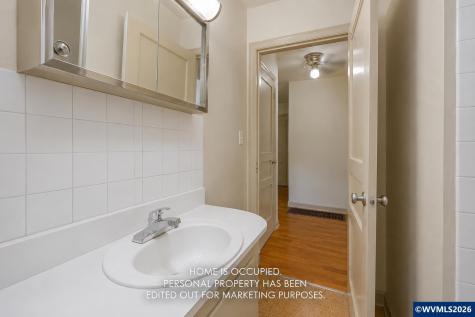 926 11th Avenue SW Albany OR 97321