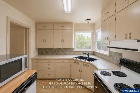 926 11th Avenue SW Albany OR 97321