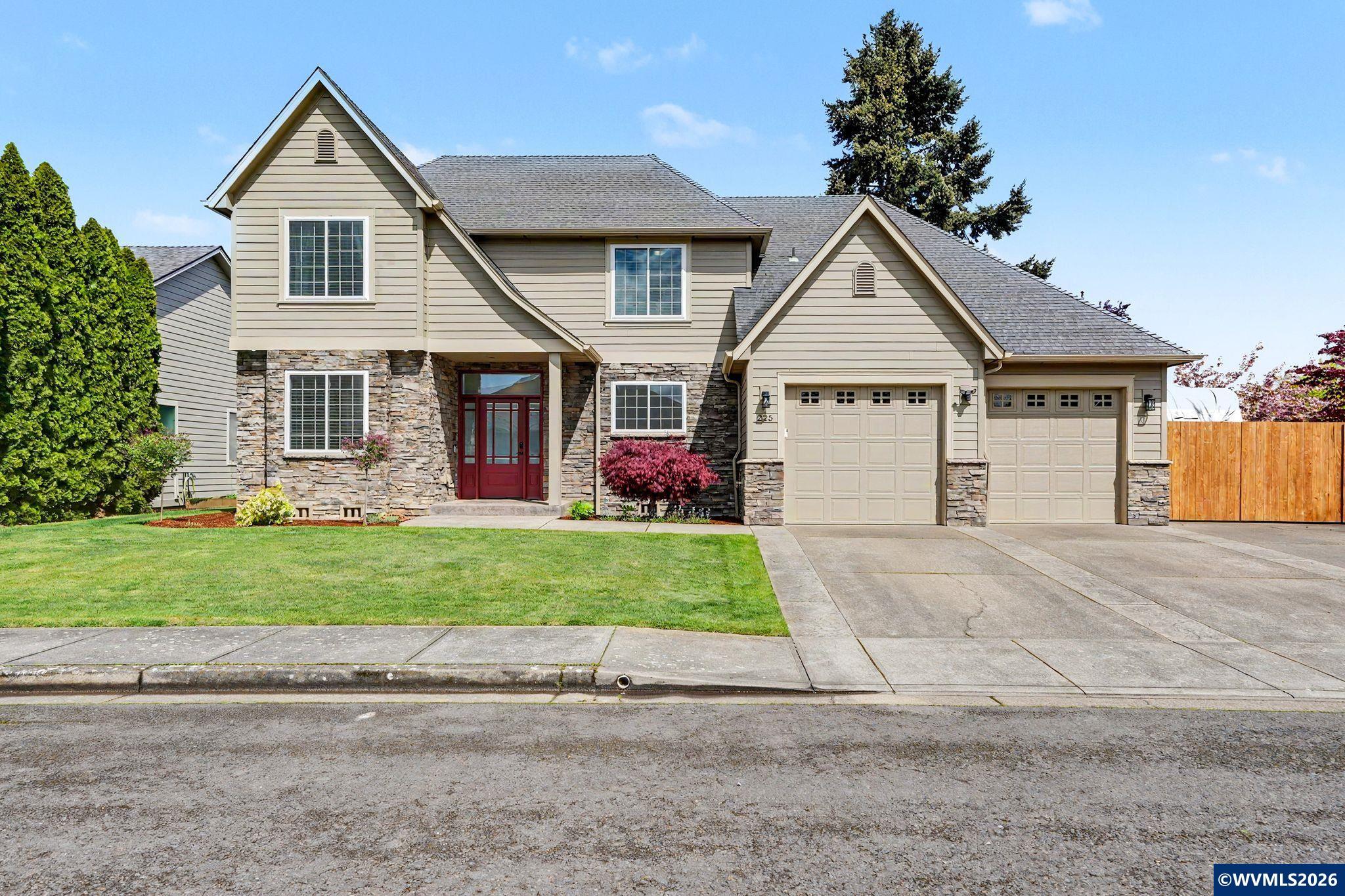 225 SW Hendricks Street Sublimity OR 97385