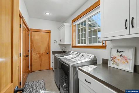 225 SW Hendricks Street Sublimity OR 97385