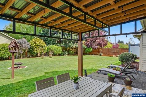 225 SW Hendricks Street Sublimity OR 97385
