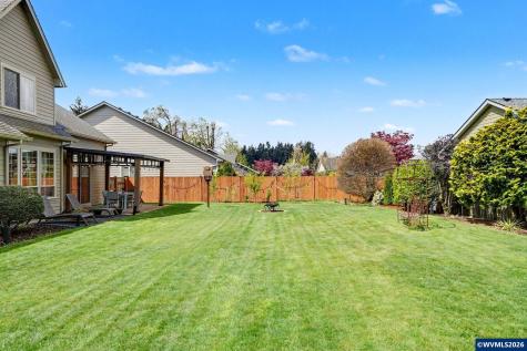 225 SW Hendricks Street Sublimity OR 97385