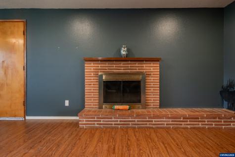 31666 S 5th Street Lebanon OR 97355