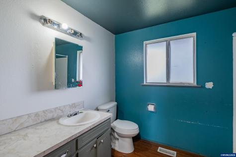 31666 S 5th Street Lebanon OR 97355