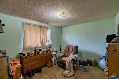 31666 S 5th Street Lebanon OR 97355