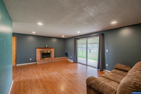 31666 S 5th Street Lebanon OR 97355