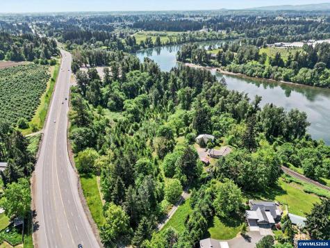 21951 S Highway 99e Canby OR 97013