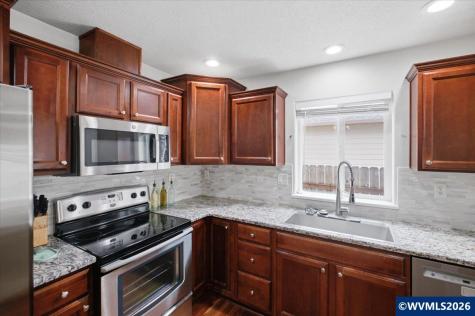 430 Burlwood Avenue Monmouth OR 97361