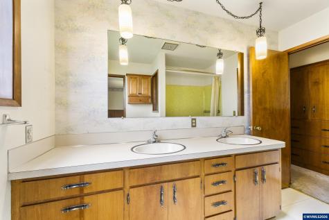 18746 Butteville Road NE Aumsville OR 97002