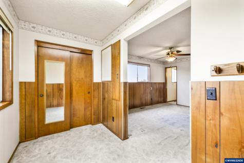 18746 Butteville Road NE Aumsville OR 97002
