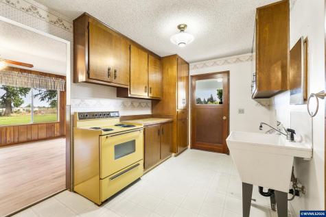 18746 Butteville Road NE Aumsville OR 97002