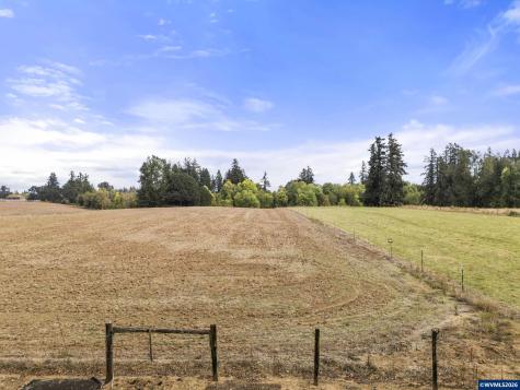 18746 Butteville Road NE Aumsville OR 97002
