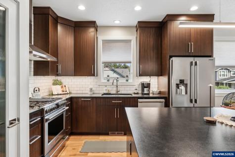 1776 Juniper Butte Avenue SE Salem OR 97306