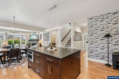 1776 Juniper Butte Avenue SE Salem OR 97306