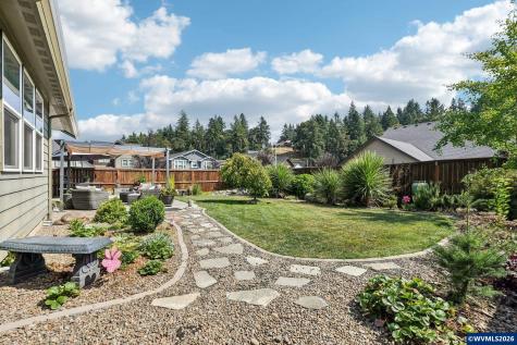 1776 Juniper Butte Avenue SE Salem OR 97306