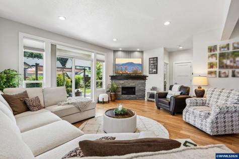 1776 Juniper Butte Avenue SE Salem OR 97306