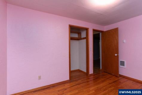3158 19th Place NW Salem OR 97304