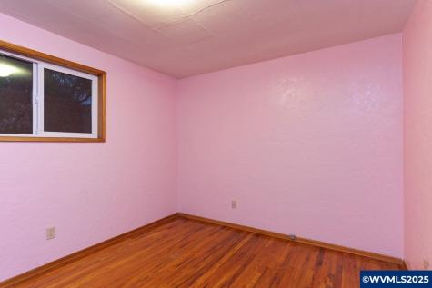 3158 19th Place NW Salem OR 97304