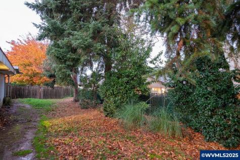 3158 19th Place NW Salem OR 97304