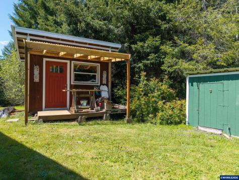 26586 Fudge Road Alsea OR 97324