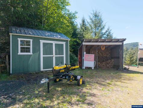26586 Fudge Road Alsea OR 97324