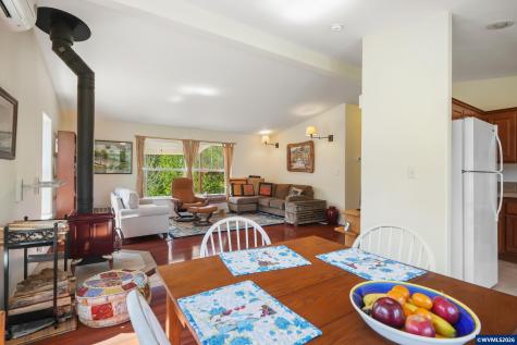 26586 Fudge Road Alsea OR 97324