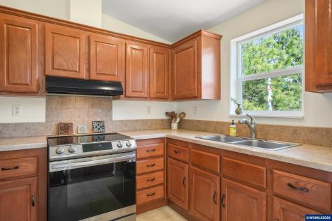 26586 Fudge Road Alsea OR 97324