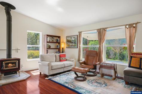 26586 Fudge Road Alsea OR 97324