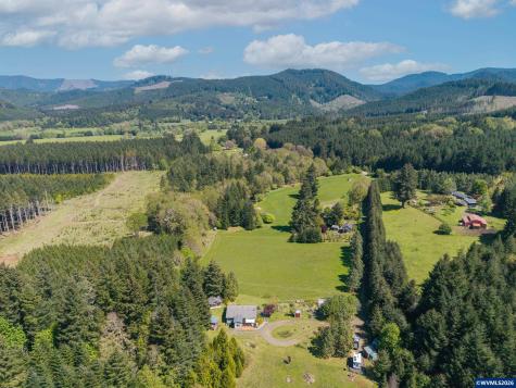 26586 Fudge Road Alsea OR 97324