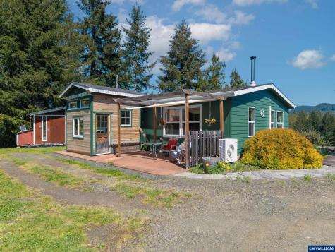 26586 Fudge Road Alsea OR 97324