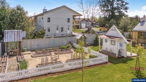 336 E Blakely Avenue Brownsville OR 97327