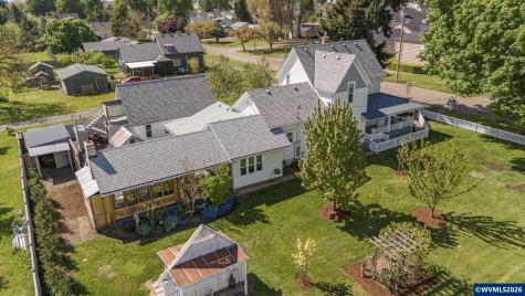 336 E Blakely Avenue Brownsville OR 97327