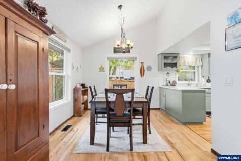 1368 Meriweather Street SE Salem OR 97306