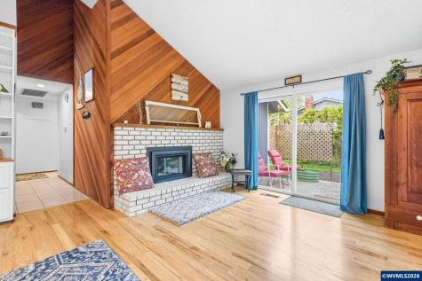 1368 Meriweather Street SE Salem OR 97306
