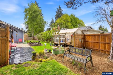 1368 Meriweather Street SE Salem OR 97306