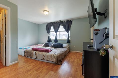 3047 Leah Street NE Salem OR 97305