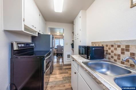 1933 NW Harbor Avenue Lincoln City OR 97367-9999